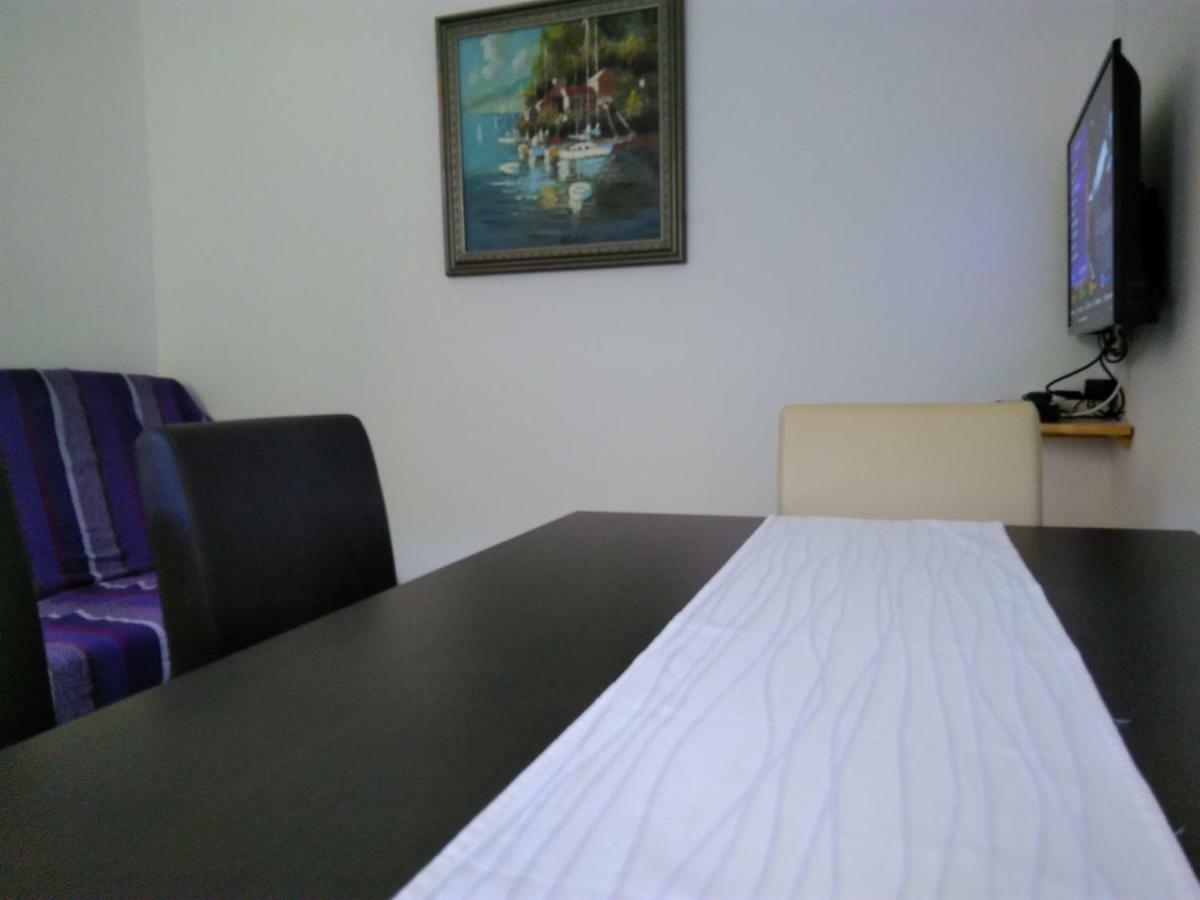 Mara Apartamento Pula Exterior foto